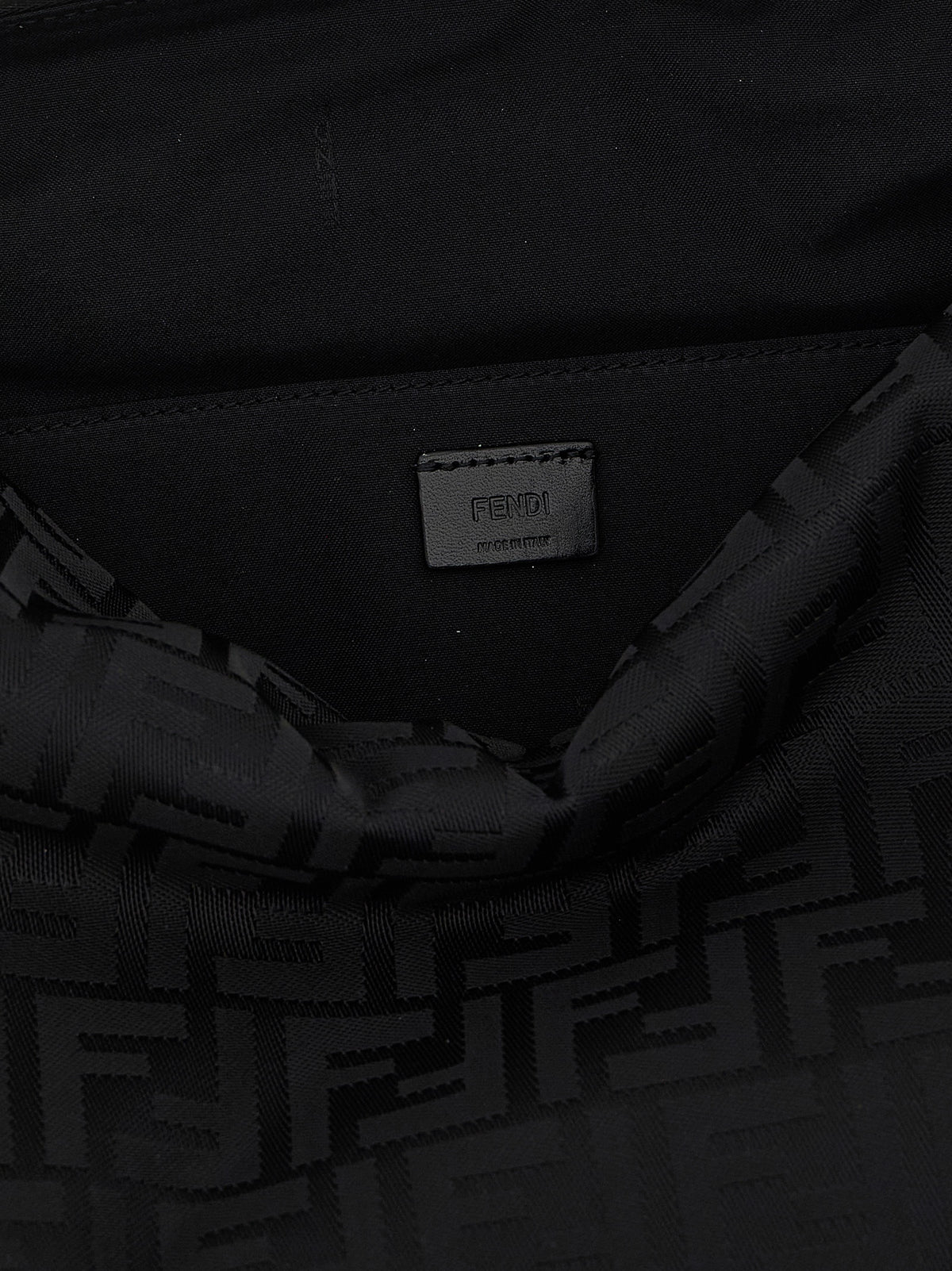 Fendi Men's Black Polyamide Shoulder Bag