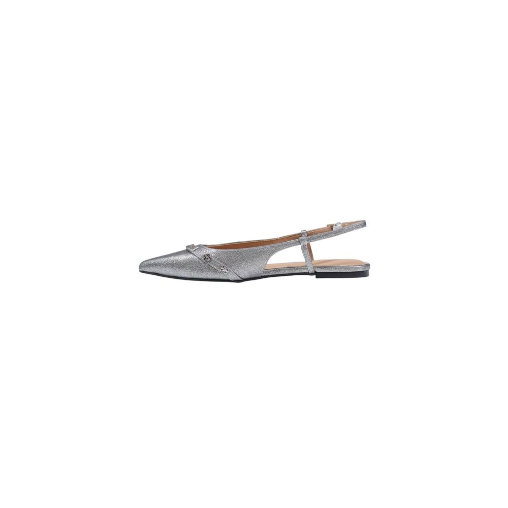 Guess Women's Gray Polyester Platform Pumps